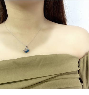 Unique S925 Sterling Silver Necklace with Austrian Horse Eye Crystal Swan Pendant 2.45g