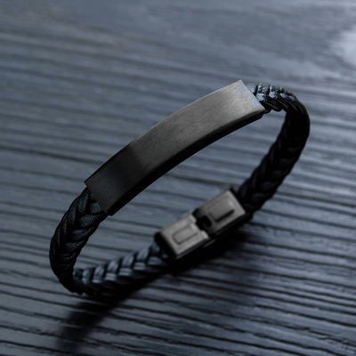 Picture-Perfect Vintage Black Braided Stainless Steel Men's Bracelet in Simple Geometry