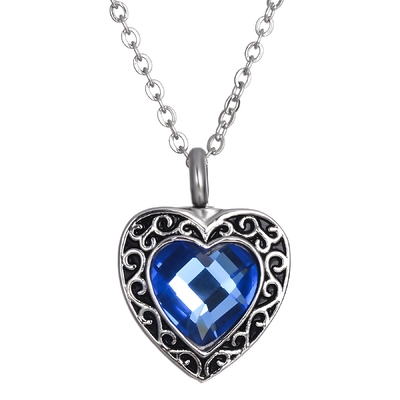 18K Gold Plated Stainless Steel Heart Pendant Necklace Sweet and Cool Ethos for Women