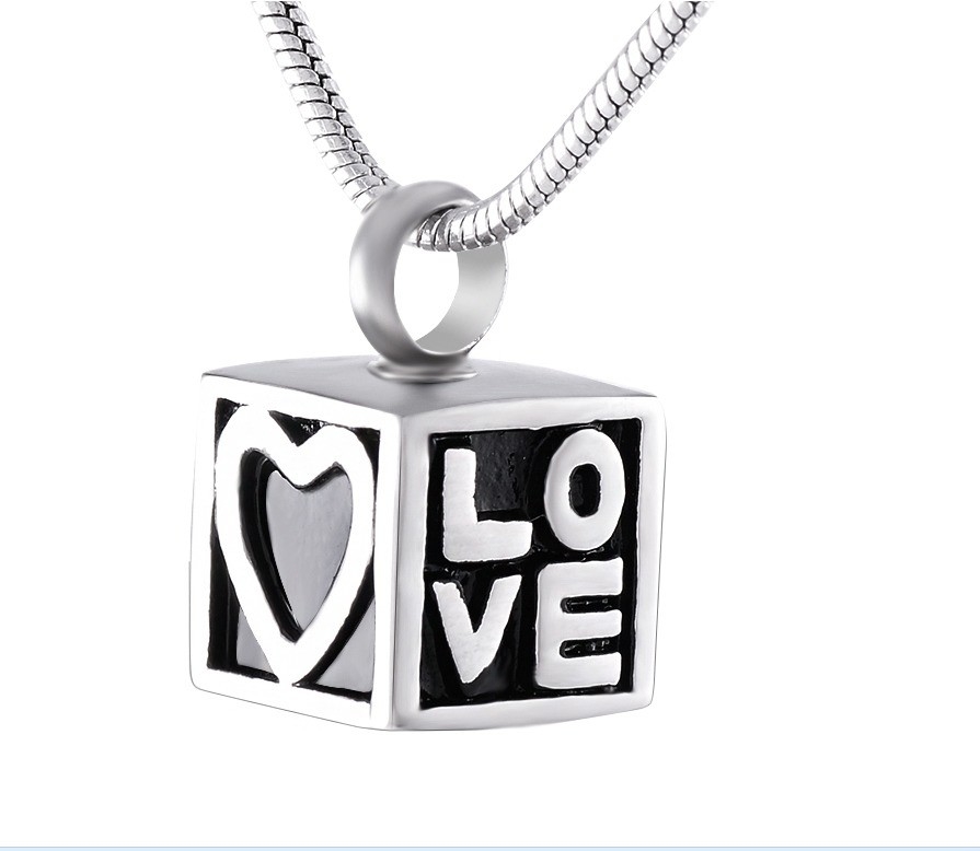 Stainless Steel Jewelry Mini Locket Souvenir Cube Necklace for Pet and Human Memorial