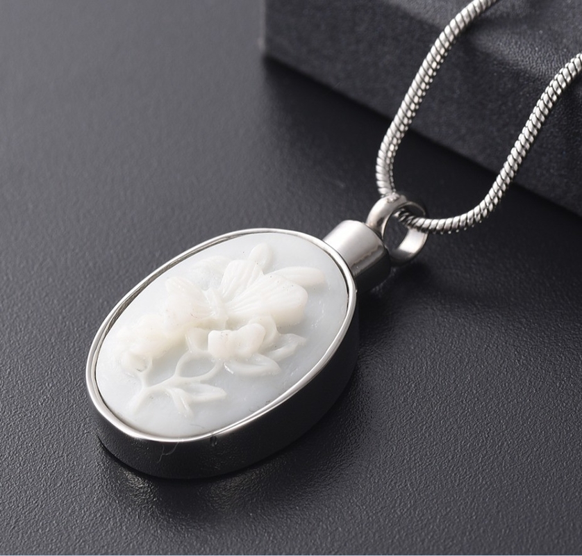 Beautiful Stainless Steel Flower Cremation Jewelry Women's Keepsake Pendant Necklace